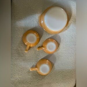 Vtg Fire King Oven Ware Set Peach Lustre Beehive Casserole & 3 Handle Bowls
